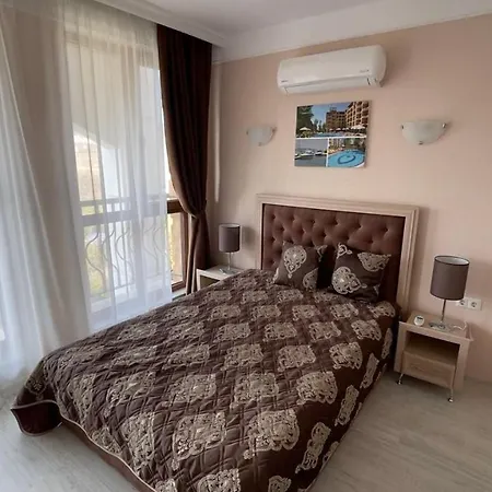 Harmony 9 Dream Island Apartment Slantschew brjag